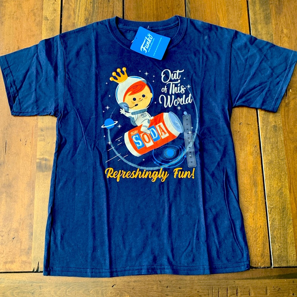 Junior Funko Pop T-shirt Out of this world brand new